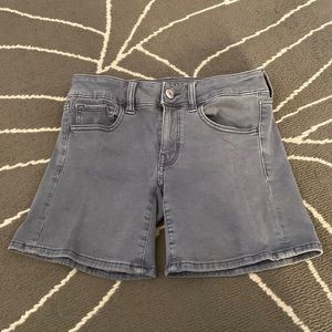 AEO MIDI SHORTS 🩳